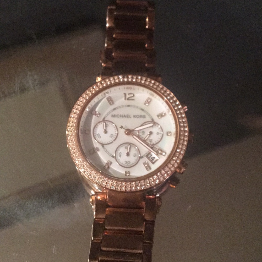 Micheal Kors Rose Gold Watch